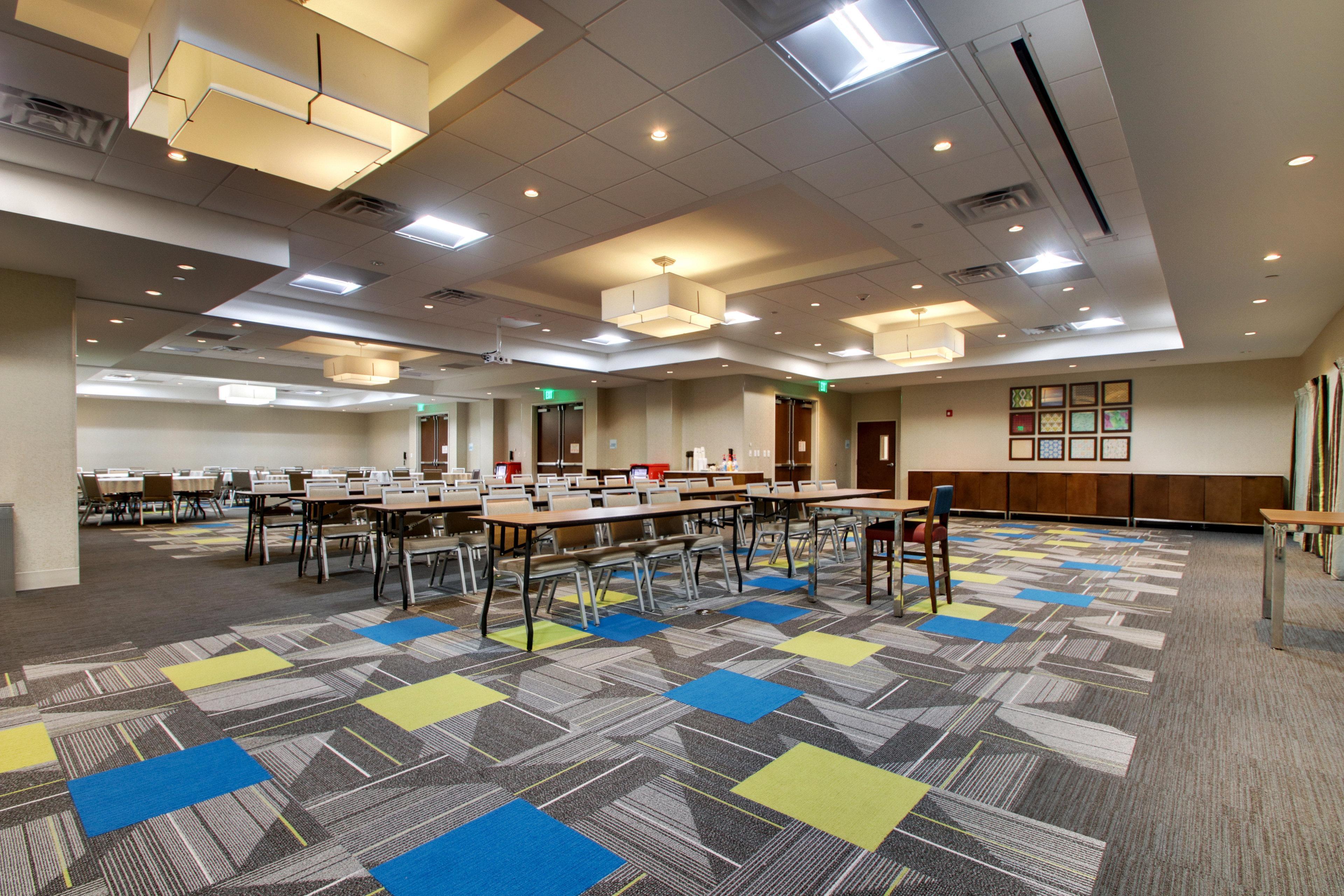 Holiday Inn Express & Suites Helen By Ihg Exterior photo