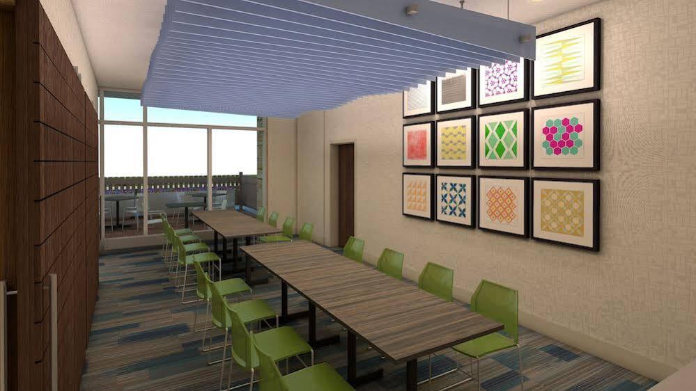 Holiday Inn Express & Suites Helen By Ihg Exterior photo